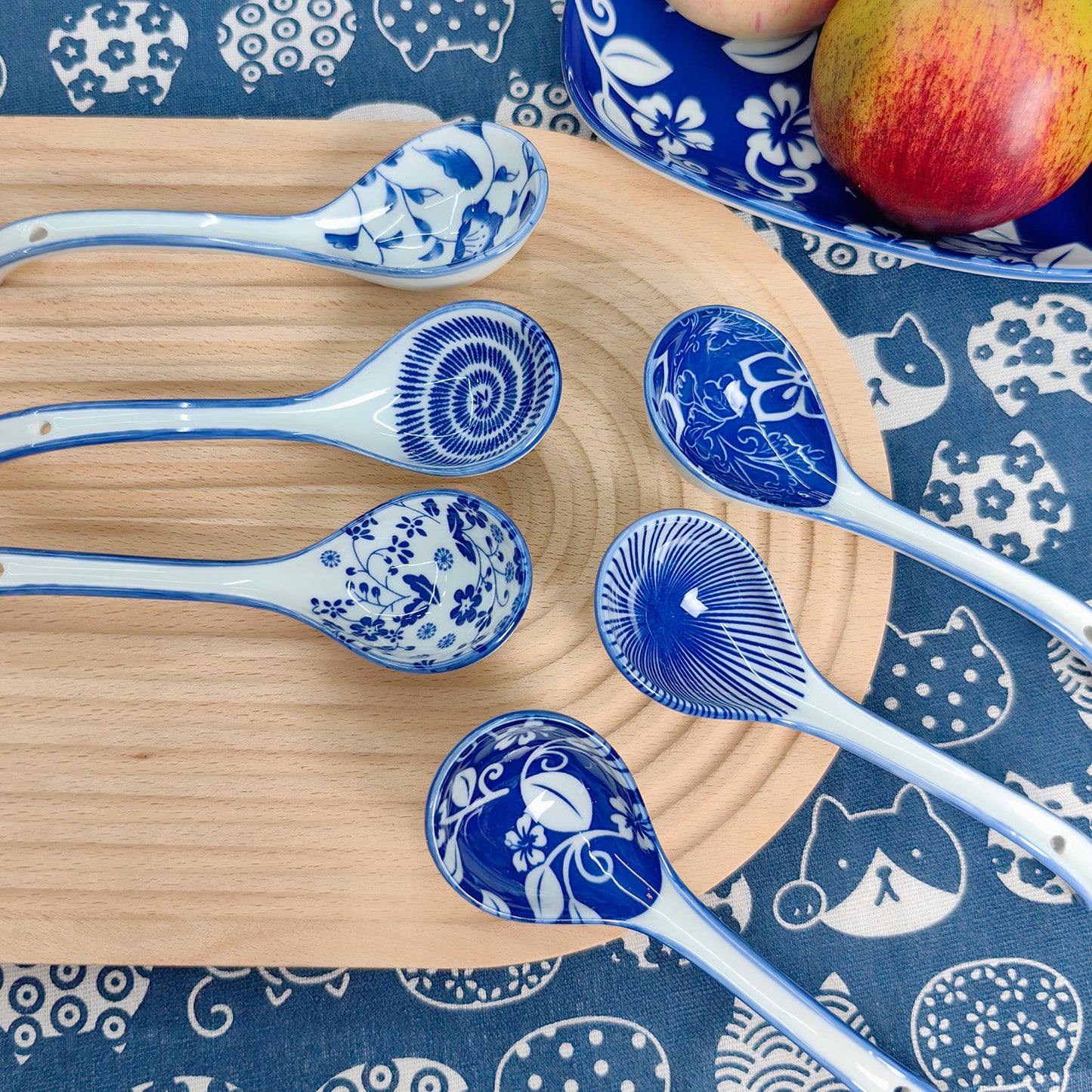 KeQiu Ceramic Non-slip Soup Spoons Set, 6.3 Inch Japanese Spoons for Wonton and Noodles, Dishwasher & Microwave Safe, Blue and White, Spoons Set of 6