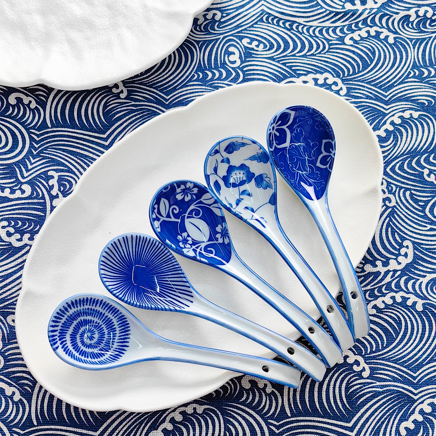 KeQiu Ceramic Non-slip Soup Spoons Set, 6.3 Inch Japanese Spoons for Wonton and Noodles, Dishwasher & Microwave Safe, Blue and White, Spoons Set of 6