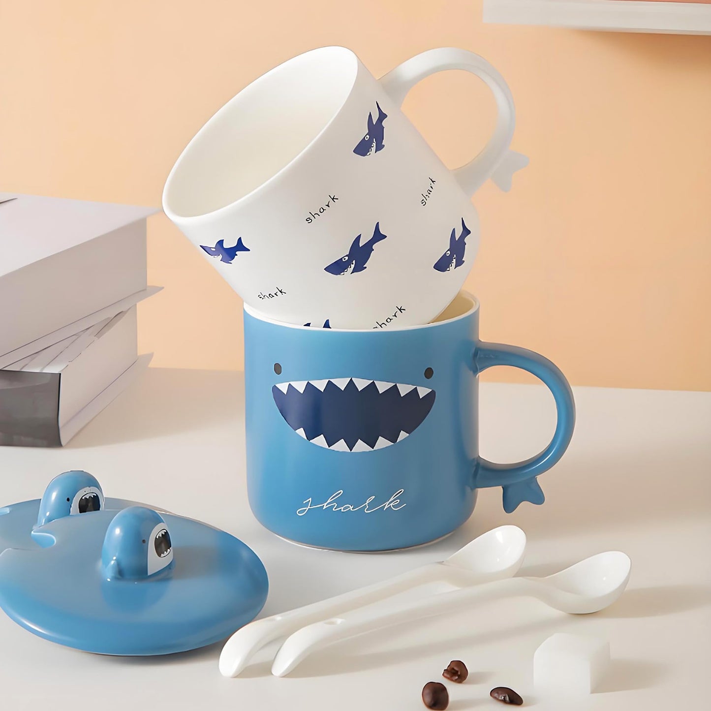 KeQiu Shark Pattern 12 Oz Ceramic Coffee Mug Set of 4 with Lid and Spoon, Perfect for Coffee,Tea and Milk, Microwave and Dishwasher Safe, Cute Kitchenware Gift for Coffee Lovers